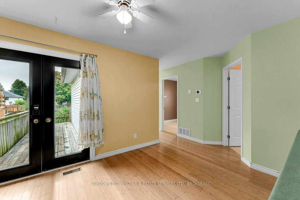 Photo 14 of 464 Freeman Crescent, Kingston, Kingston East (Incl Barret Crt) — HOMEH