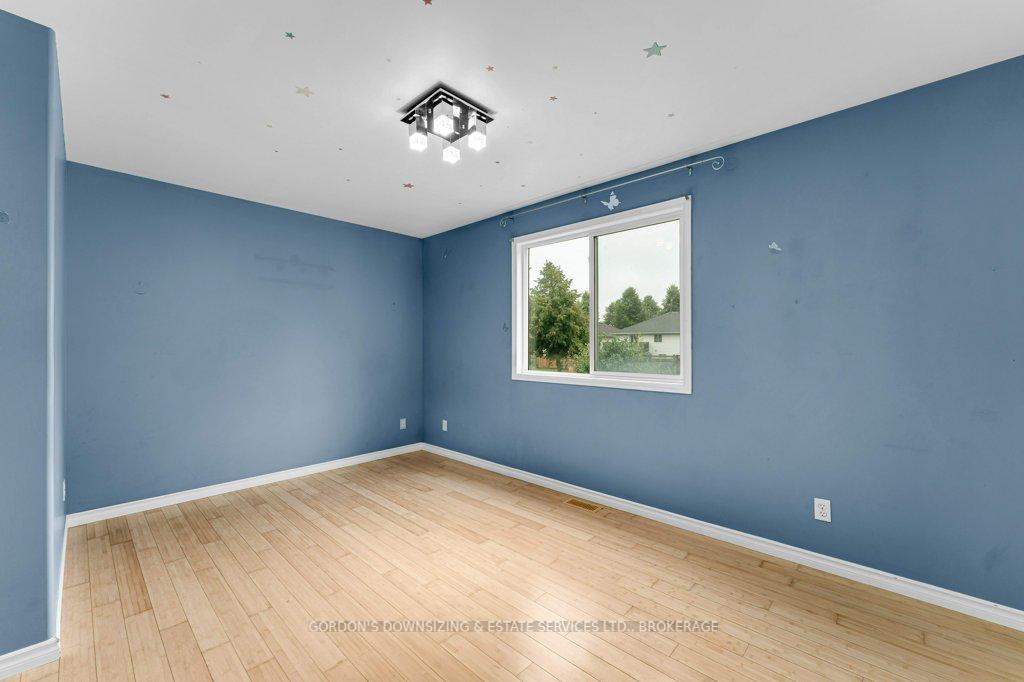 Photo 25 of 464 Freeman Crescent, Kingston, Kingston East (Incl Barret Crt) — HOMEH