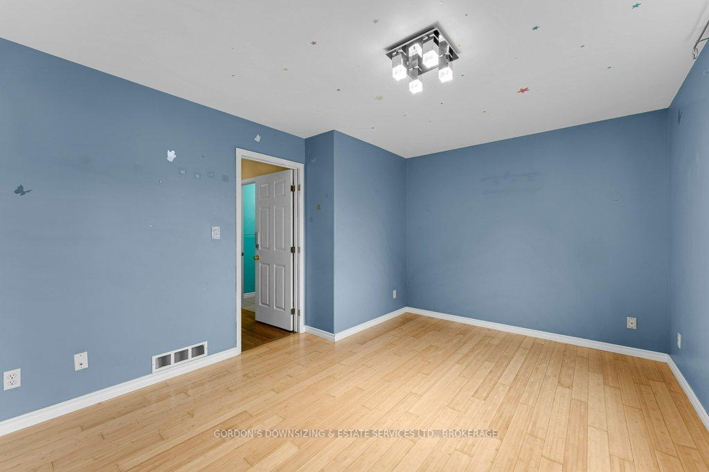 Photo 27 of 464 Freeman Crescent, Kingston, Kingston East (Incl Barret Crt) — HOMEH