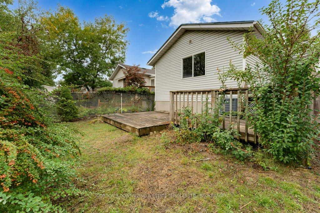Photo 42 of 464 Freeman Crescent, Kingston, Kingston East (Incl Barret Crt) — HOMEH