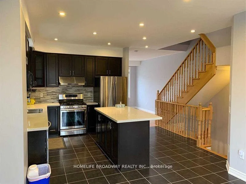 Photo 6 of 5 Toulouse Court, Markham, Cornell — HOMEH