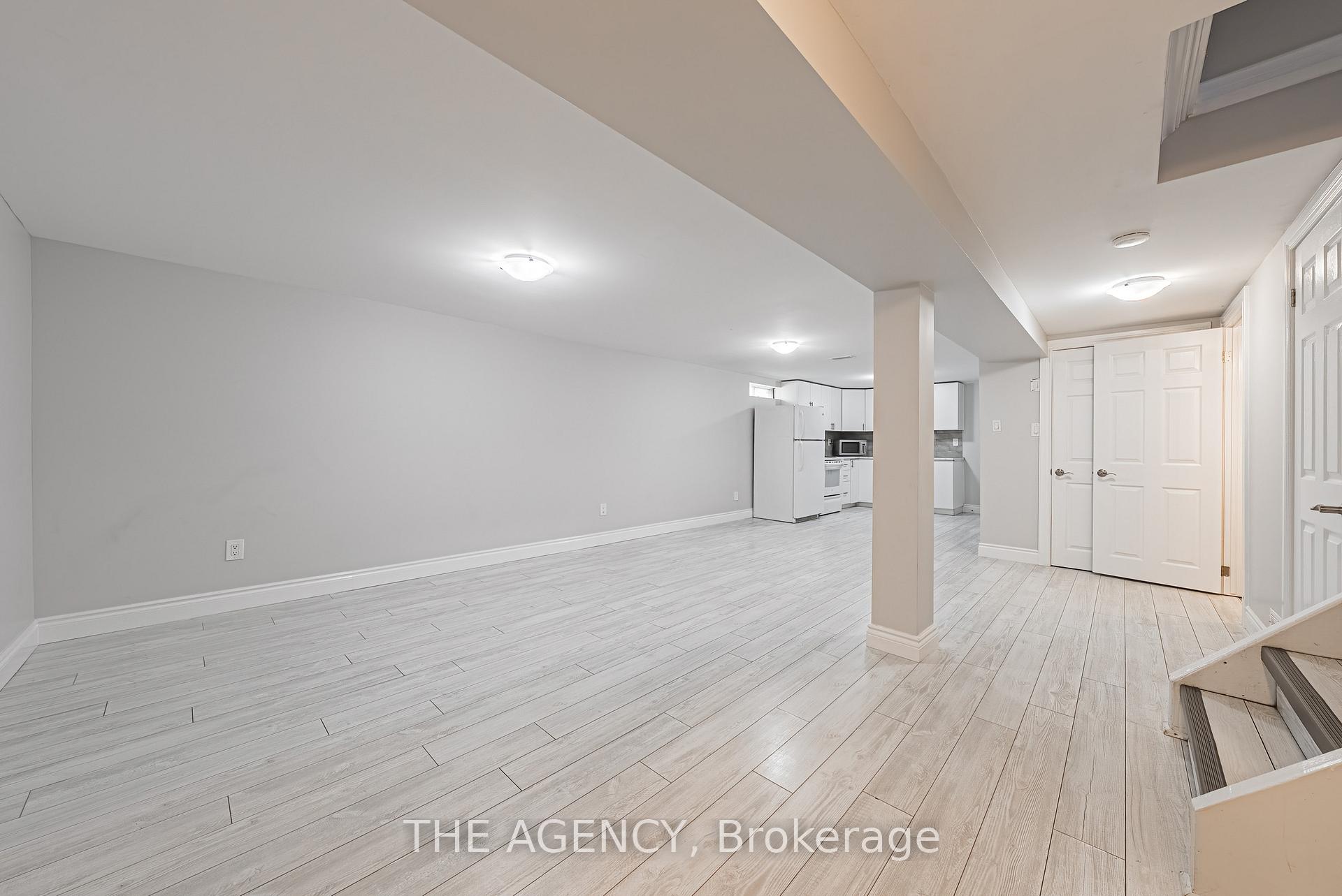Photo 15 of 137 Pepperwood Crescent, Kitchener — HOMEH