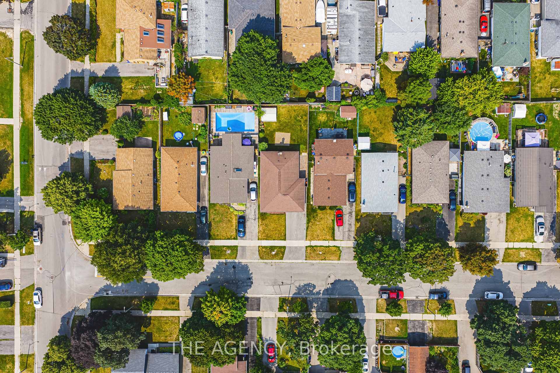 Photo 29 of 137 Pepperwood Crescent, Kitchener — HOMEH