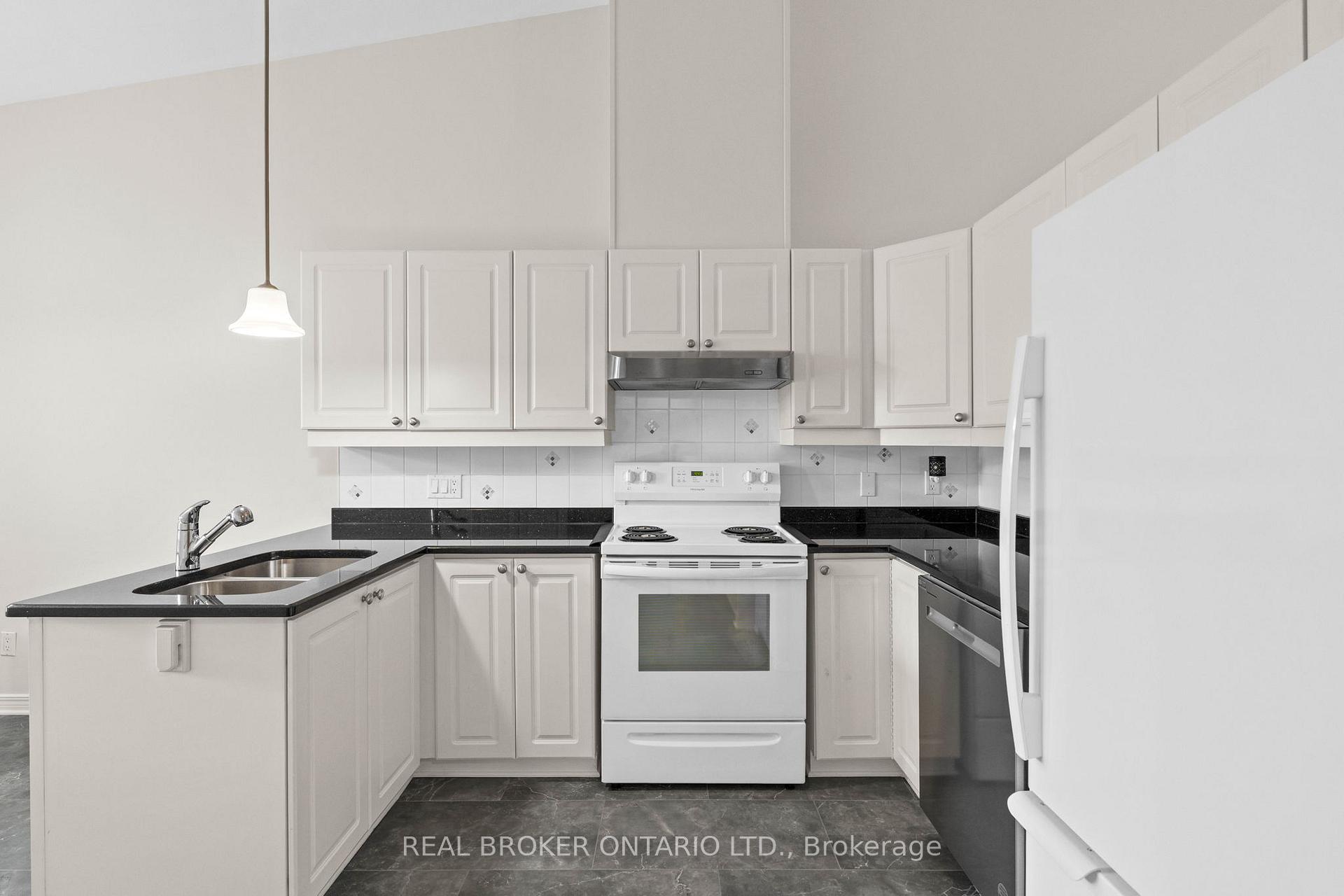 Photo 7 of 34 Bunting Lane, Ottawa, Kanata - Bridlewood — HOMEH