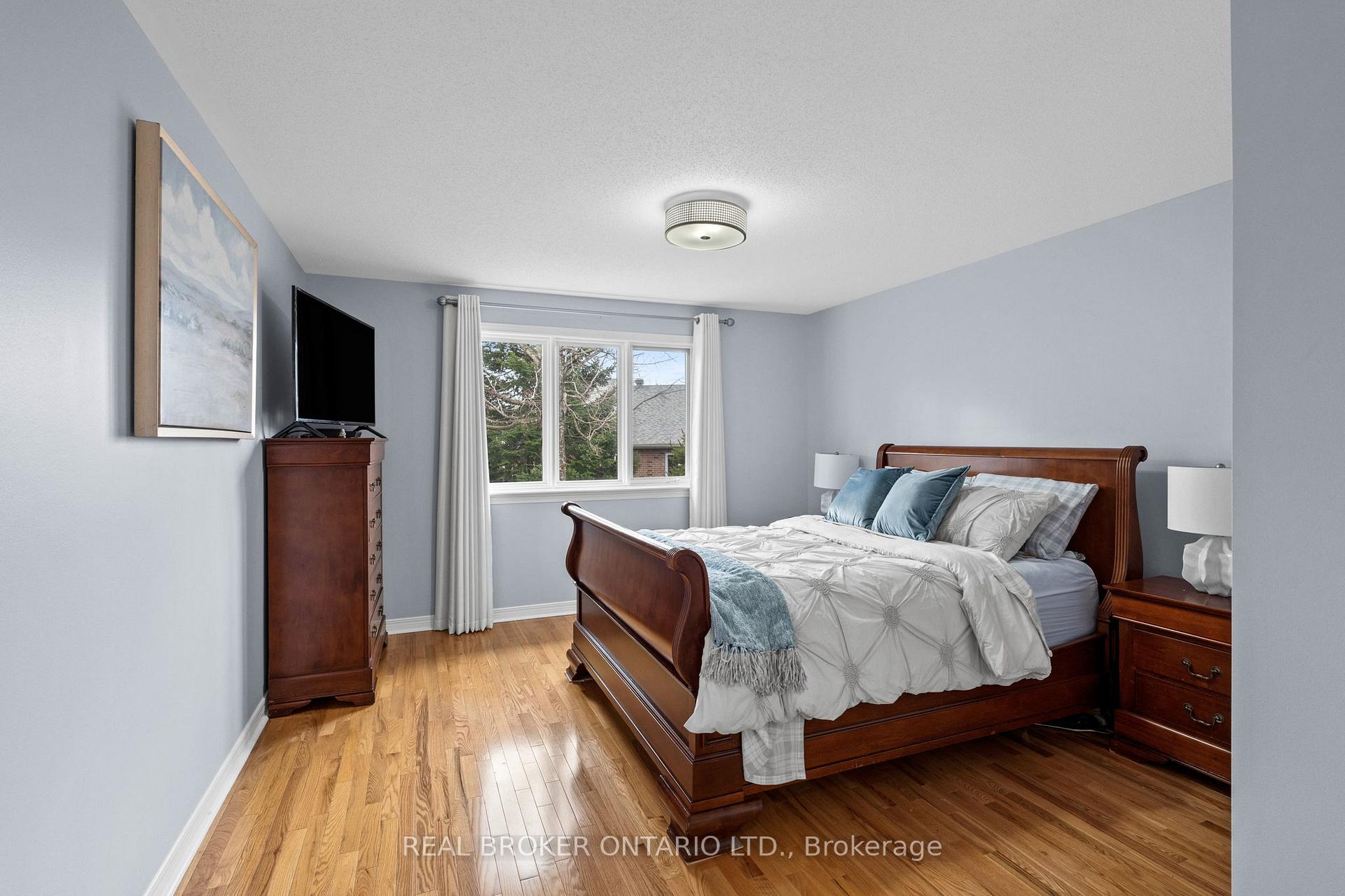 Photo 17 of 34 Bunting Lane, Ottawa, Kanata - Bridlewood — HOMEH