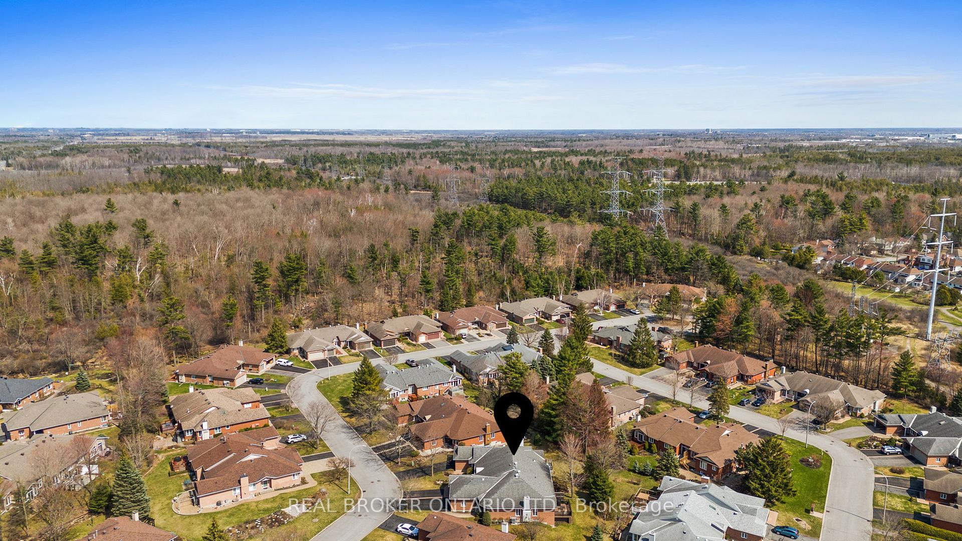 Photo 43 of 34 Bunting Lane, Ottawa, Kanata - Bridlewood — HOMEH