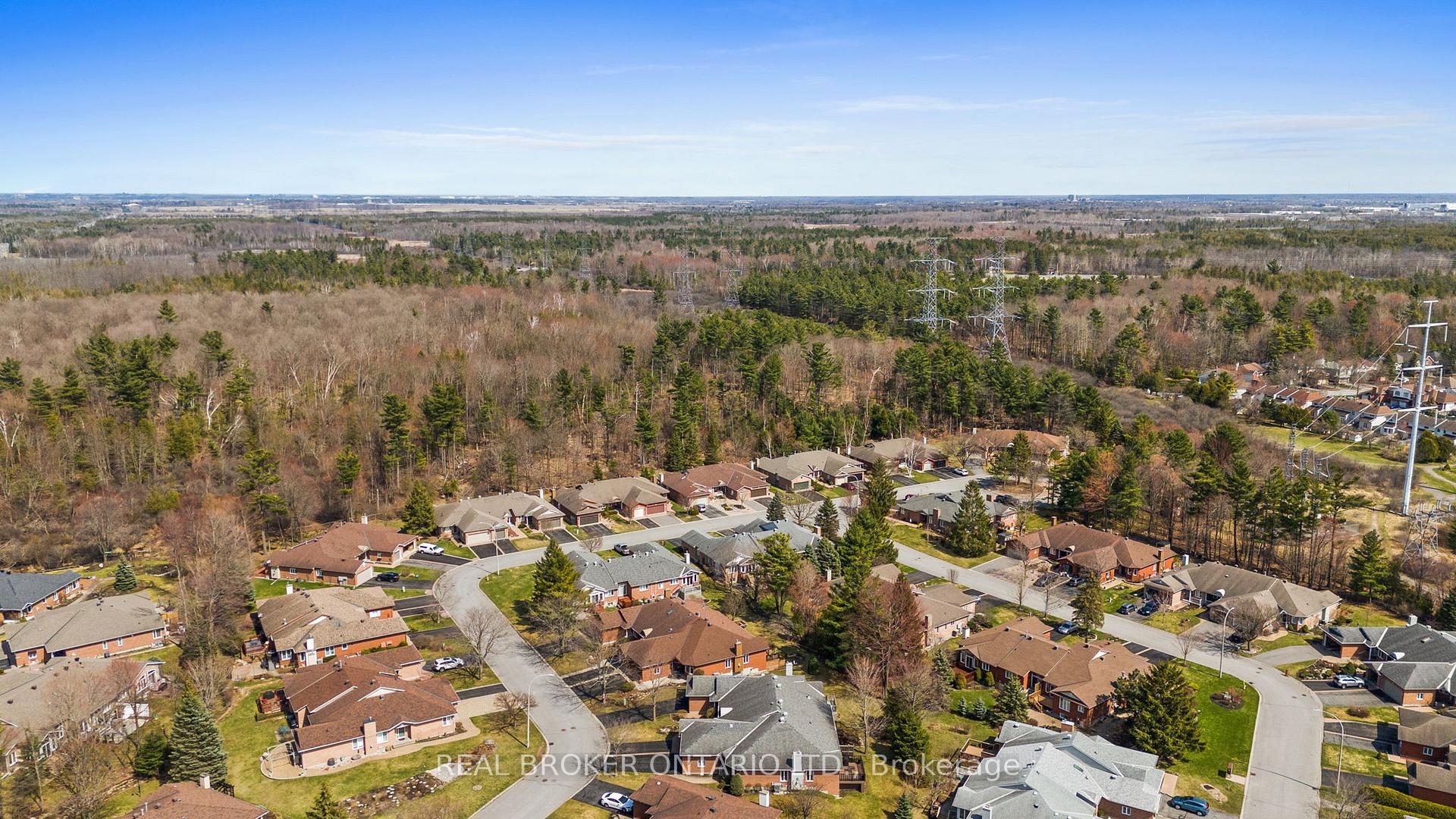 Photo 44 of 34 Bunting Lane, Ottawa, Kanata - Bridlewood — HOMEH