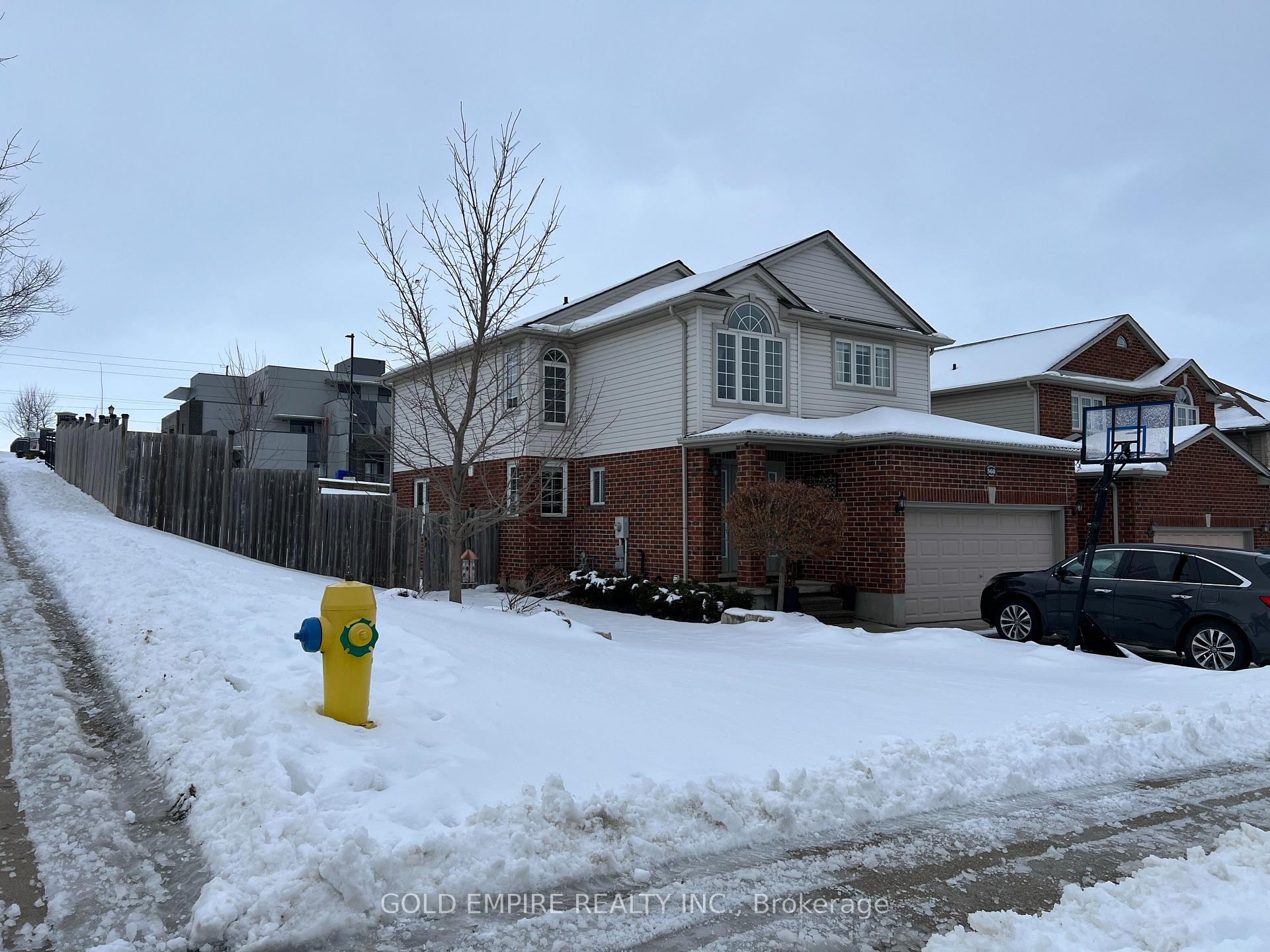 Front of 560 Garibaldi Avenue