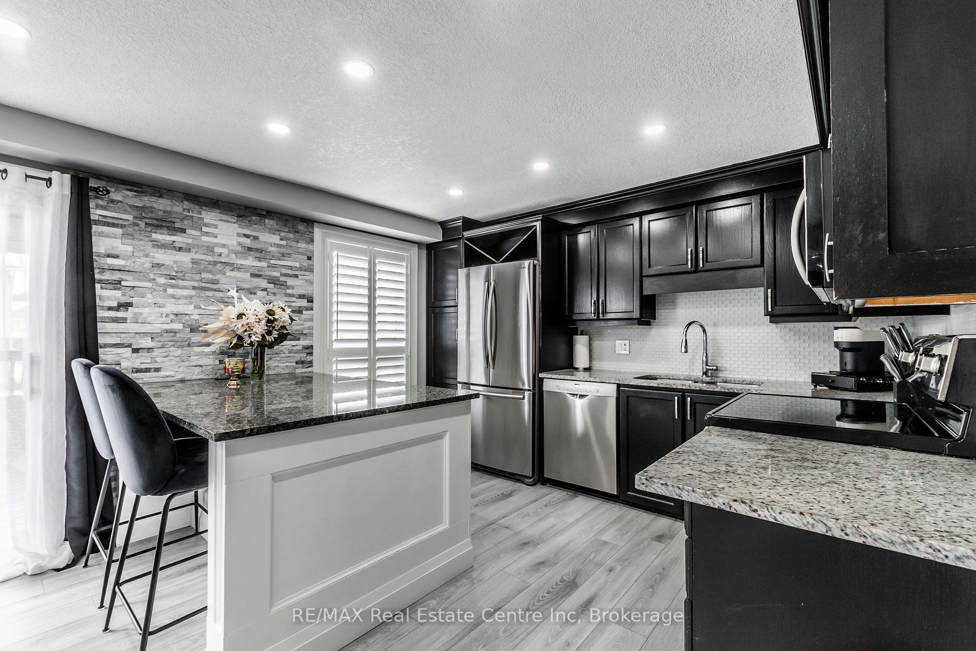 Photo 7 of 89 Max Becker Drive, Kitchener — HOMEH