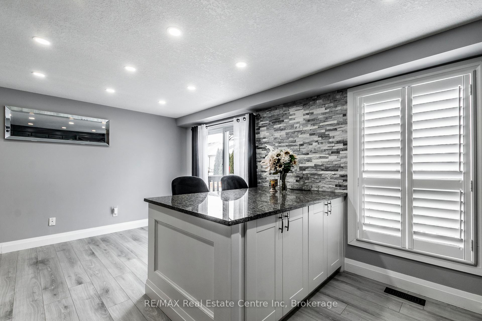 Photo 8 of 89 Max Becker Drive, Kitchener — HOMEH