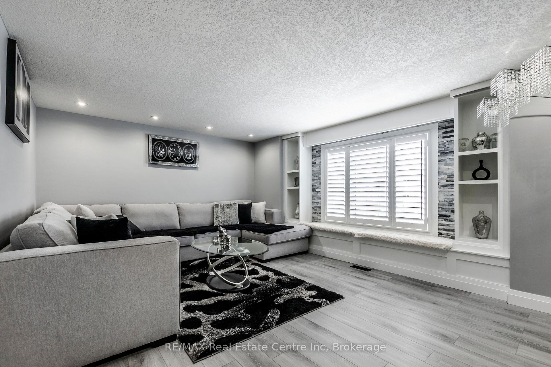 Photo 12 of 89 Max Becker Drive, Kitchener — HOMEH