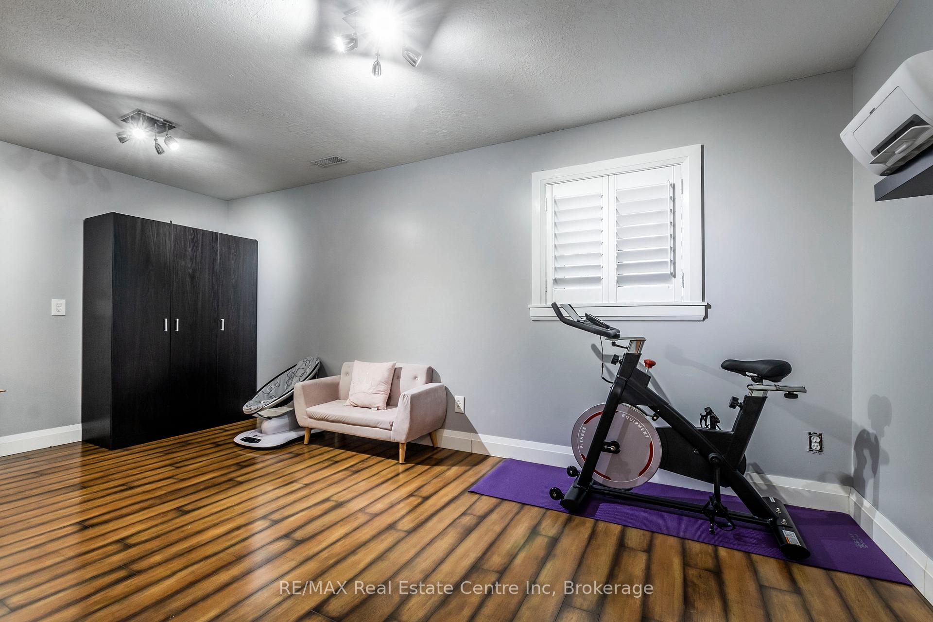 Photo 20 of 89 Max Becker Drive, Kitchener — HOMEH