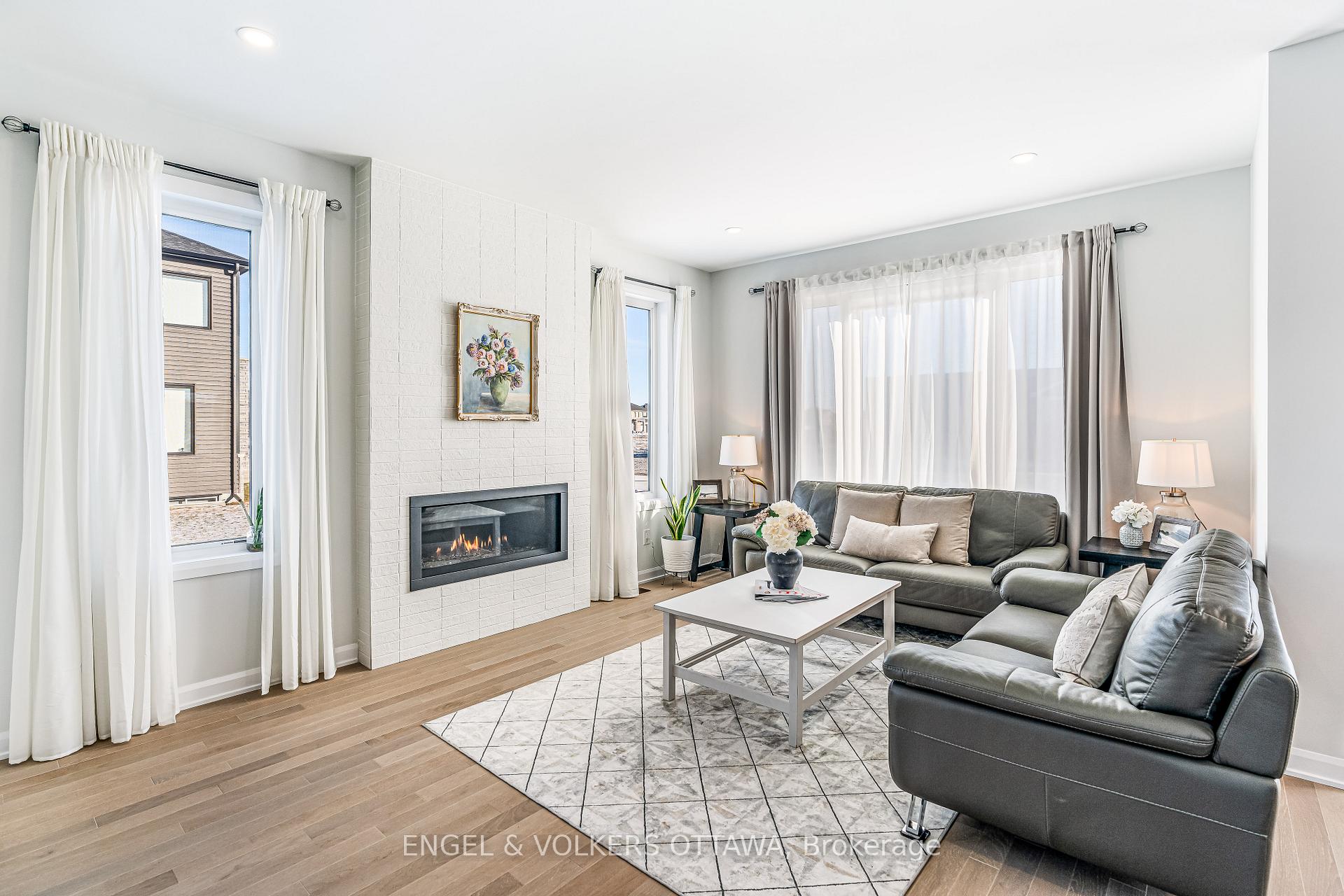 Photo 12 of 608 Bridgeport Avenue, Ottawa, Mahogany Community — HOMEH