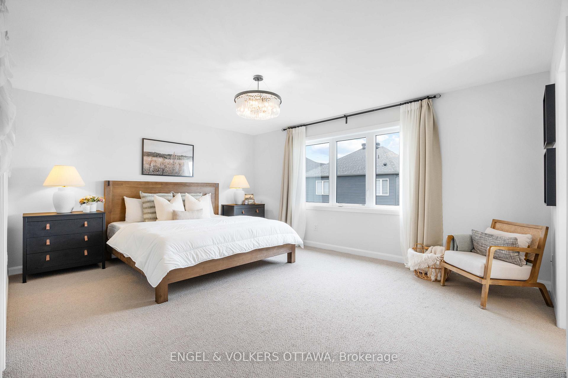 Photo 18 of 608 Bridgeport Avenue, Ottawa, Mahogany Community — HOMEH