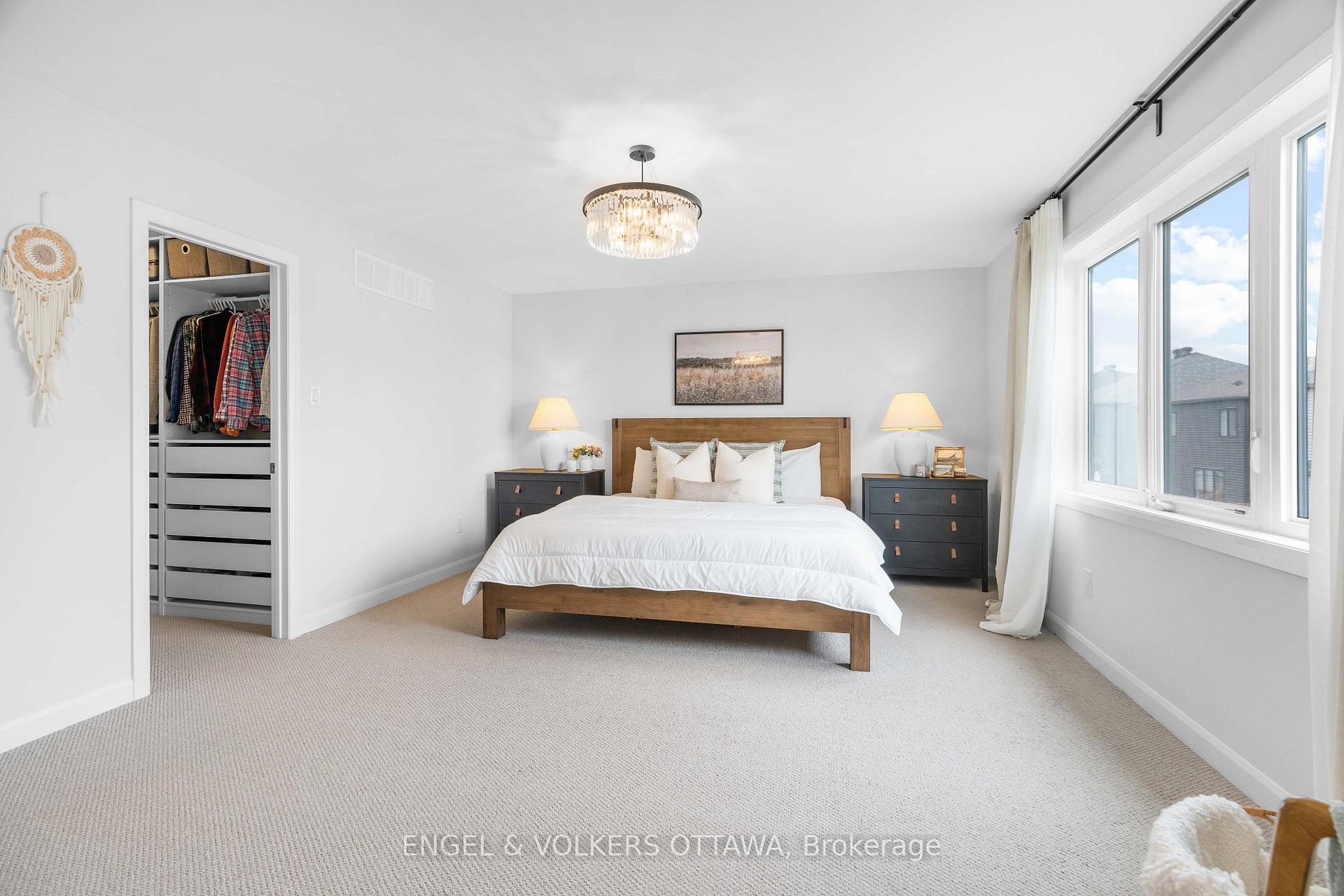 Photo 19 of 608 Bridgeport Avenue, Ottawa, Mahogany Community — HOMEH