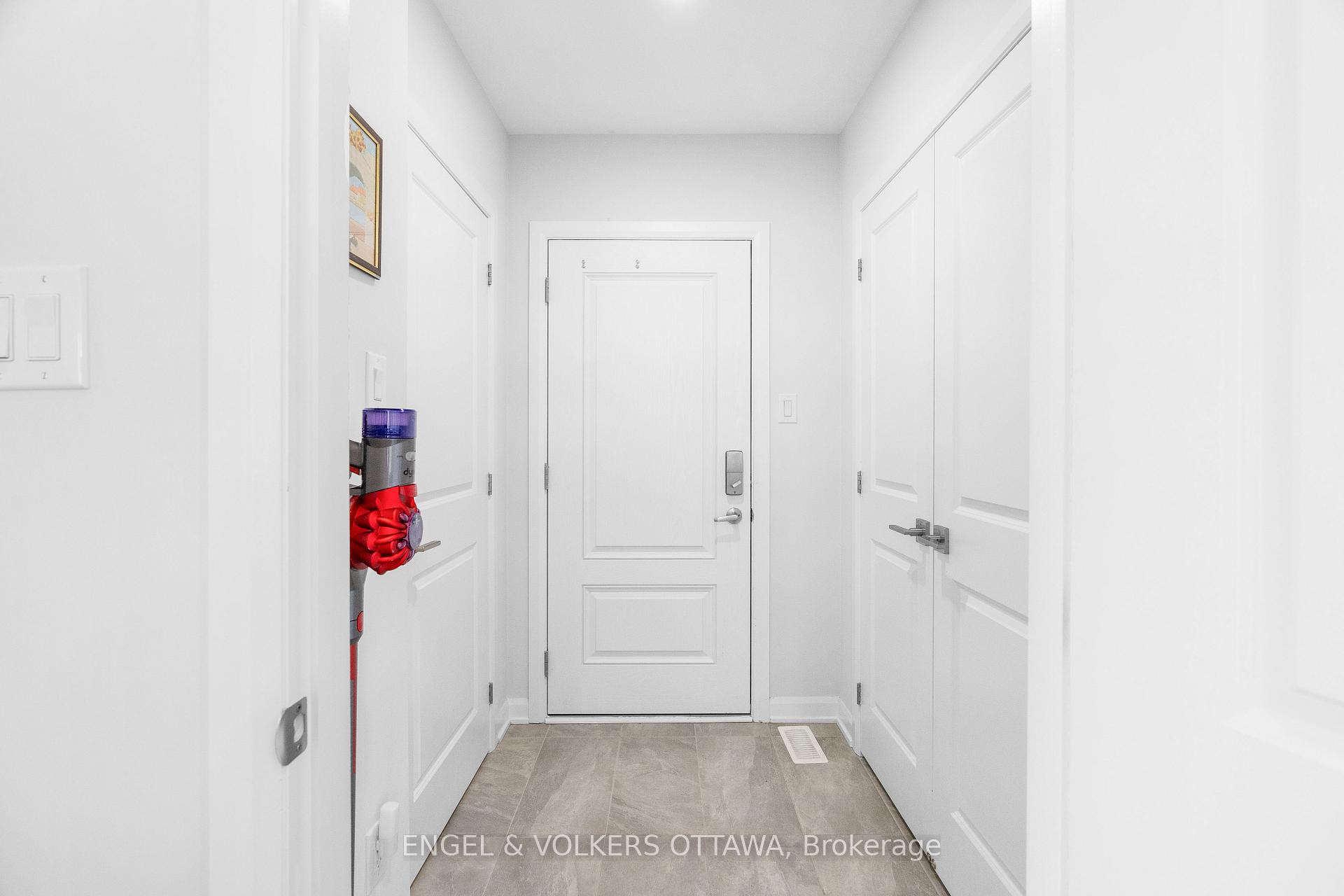 Photo 29 of 608 Bridgeport Avenue, Ottawa, Mahogany Community — HOMEH