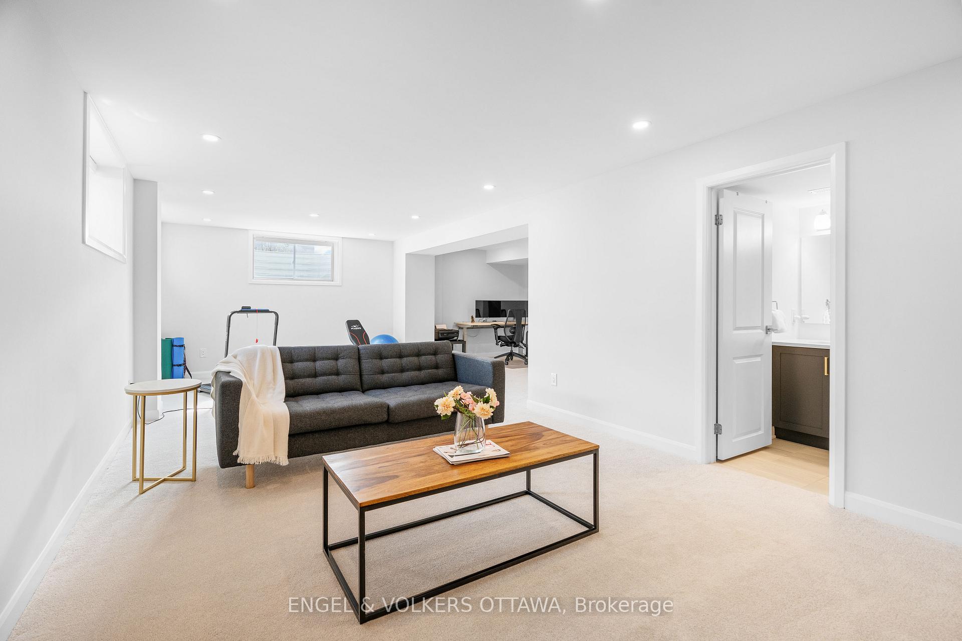 Photo 30 of 608 Bridgeport Avenue, Ottawa, Mahogany Community — HOMEH