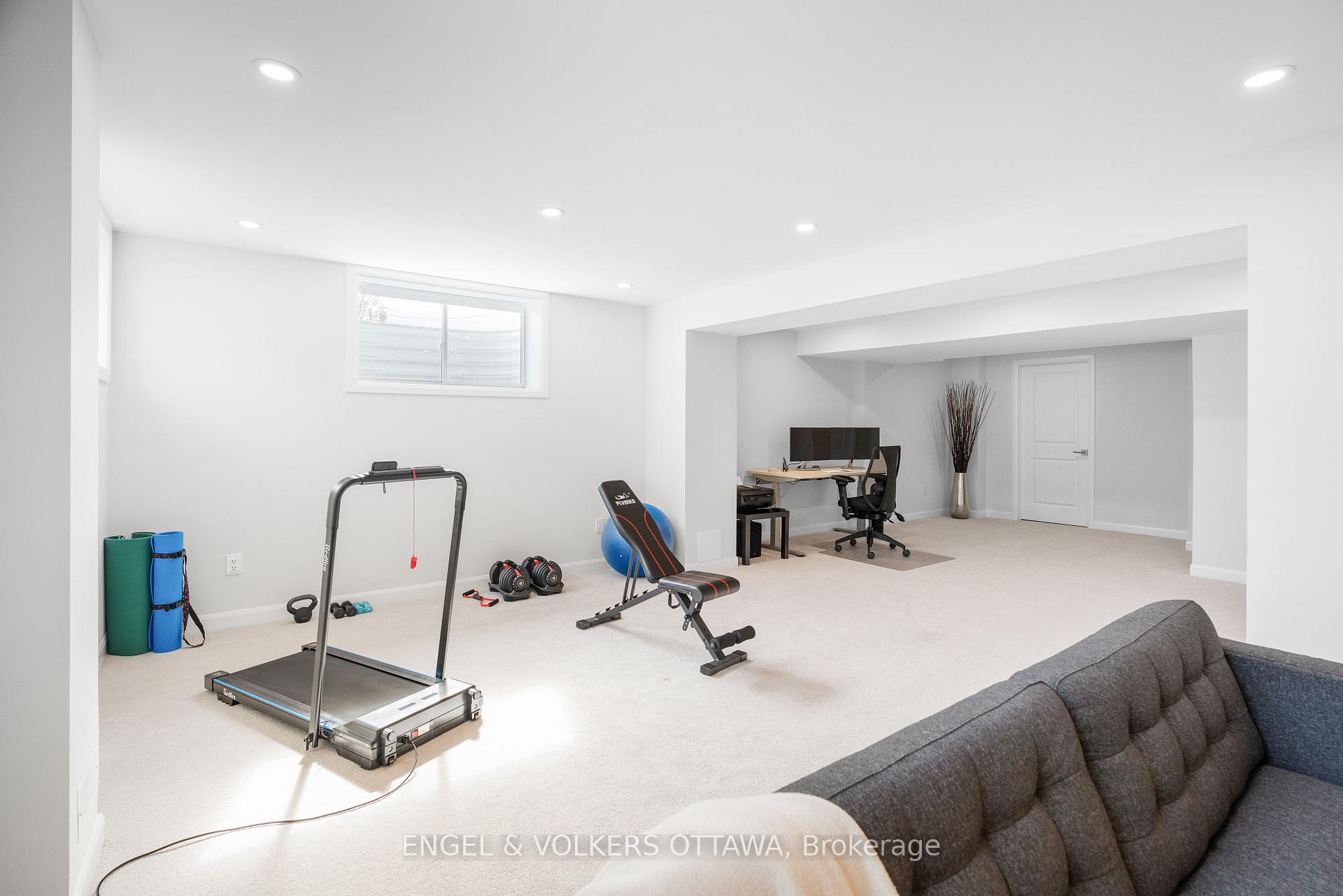 Photo 33 of 608 Bridgeport Avenue, Ottawa, Mahogany Community — HOMEH