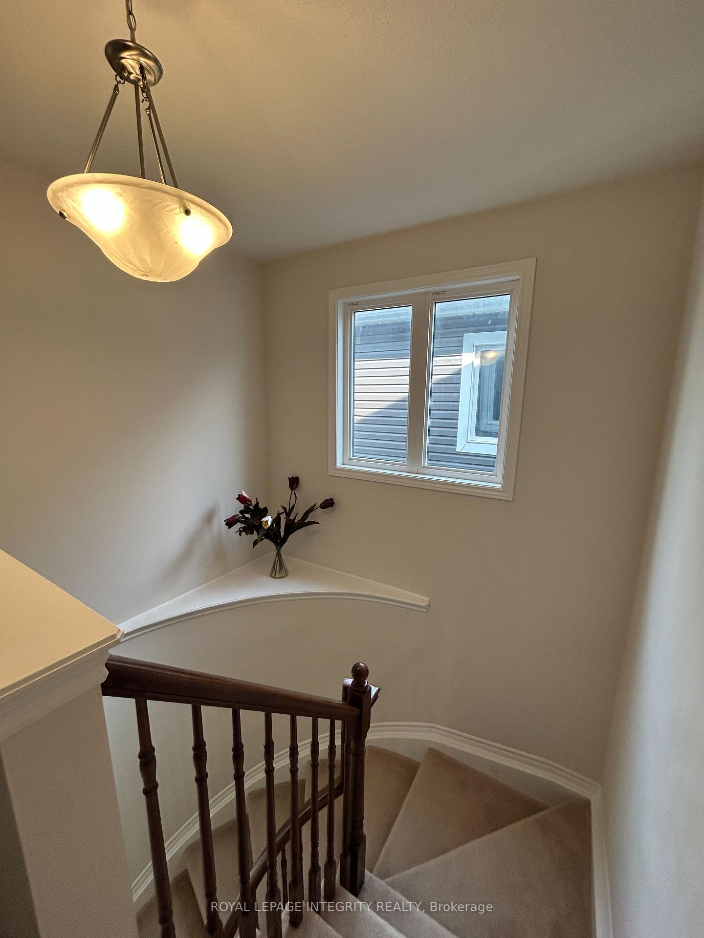 Photo 13 of 345 Rouncey Road, Ottawa, Kanata - Emerald Meadows/Trailwest — HOMEH