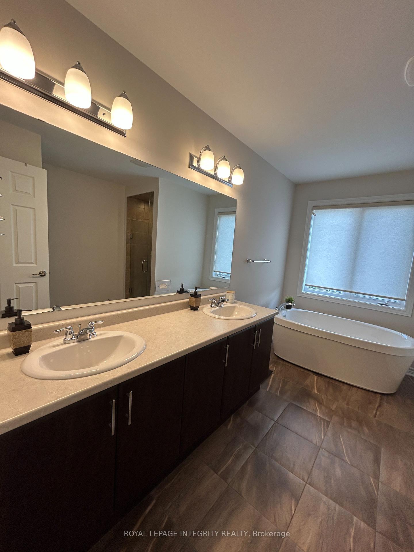 Photo 17 of 345 Rouncey Road, Ottawa, Kanata - Emerald Meadows/Trailwest — HOMEH