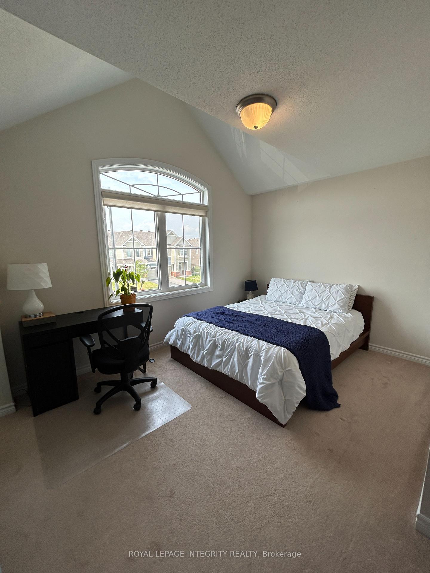 Photo 20 of 345 Rouncey Road, Ottawa, Kanata - Emerald Meadows/Trailwest — HOMEH