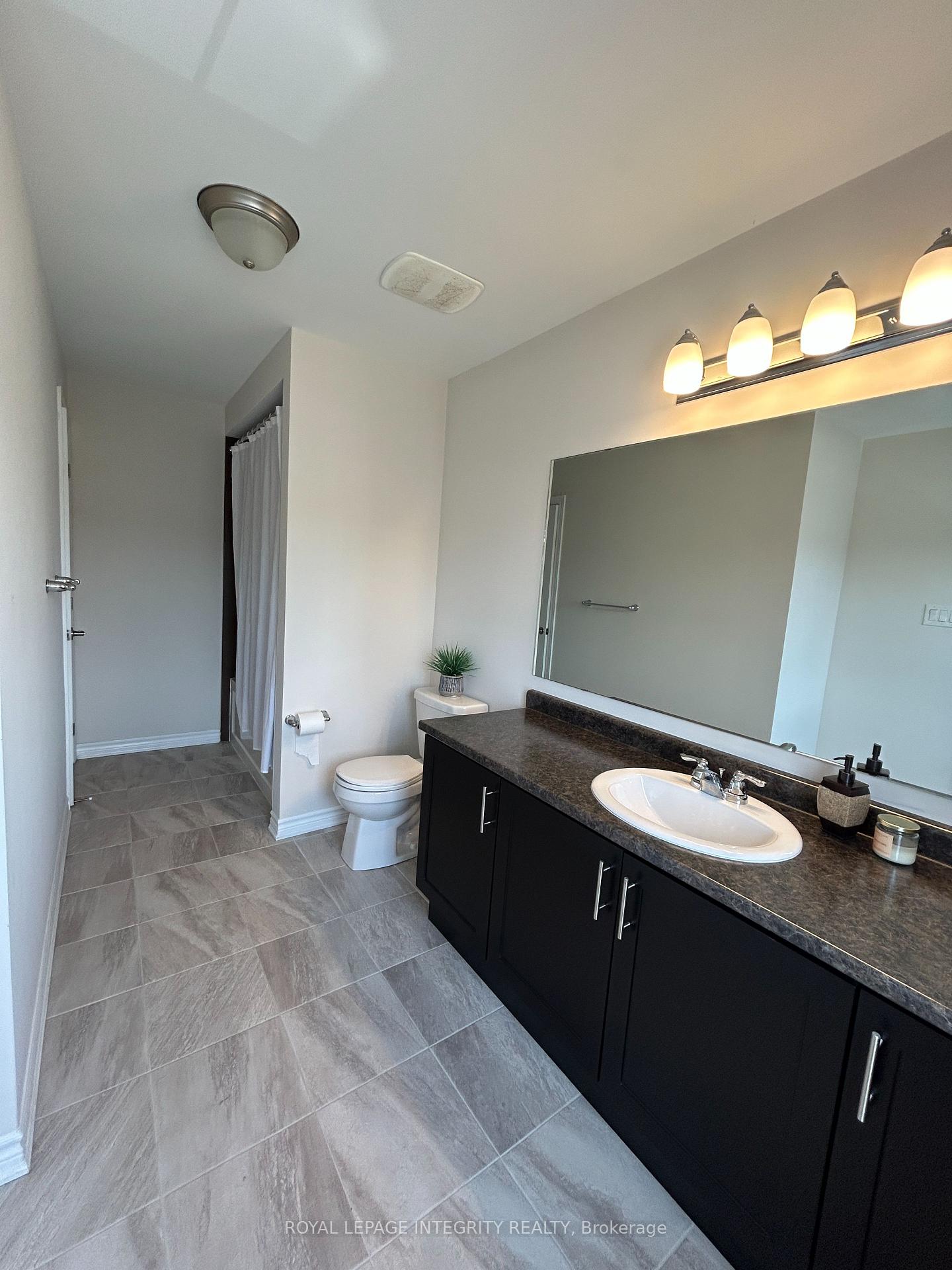 Photo 22 of 345 Rouncey Road, Ottawa, Kanata - Emerald Meadows/Trailwest — HOMEH