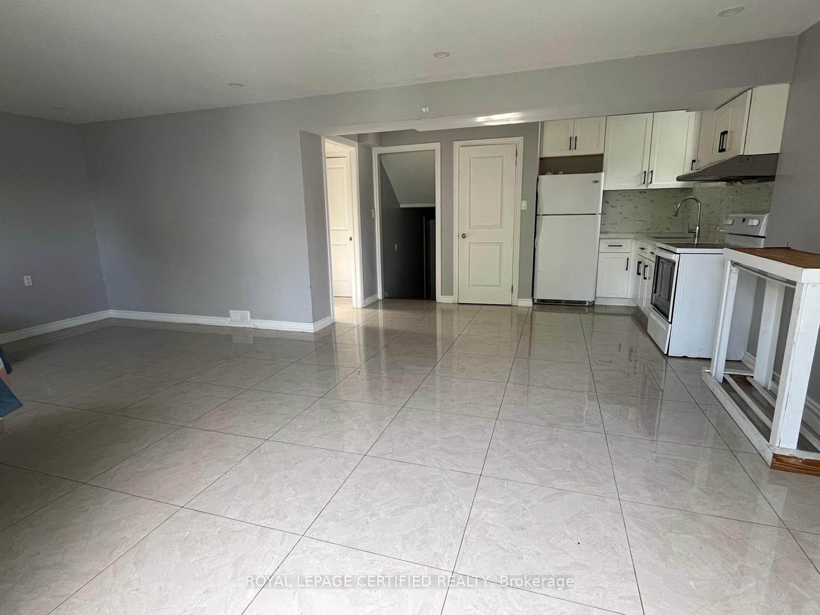Photo 1 of 617 West 5th Street, Hamilton, Yeoville — HOMEH