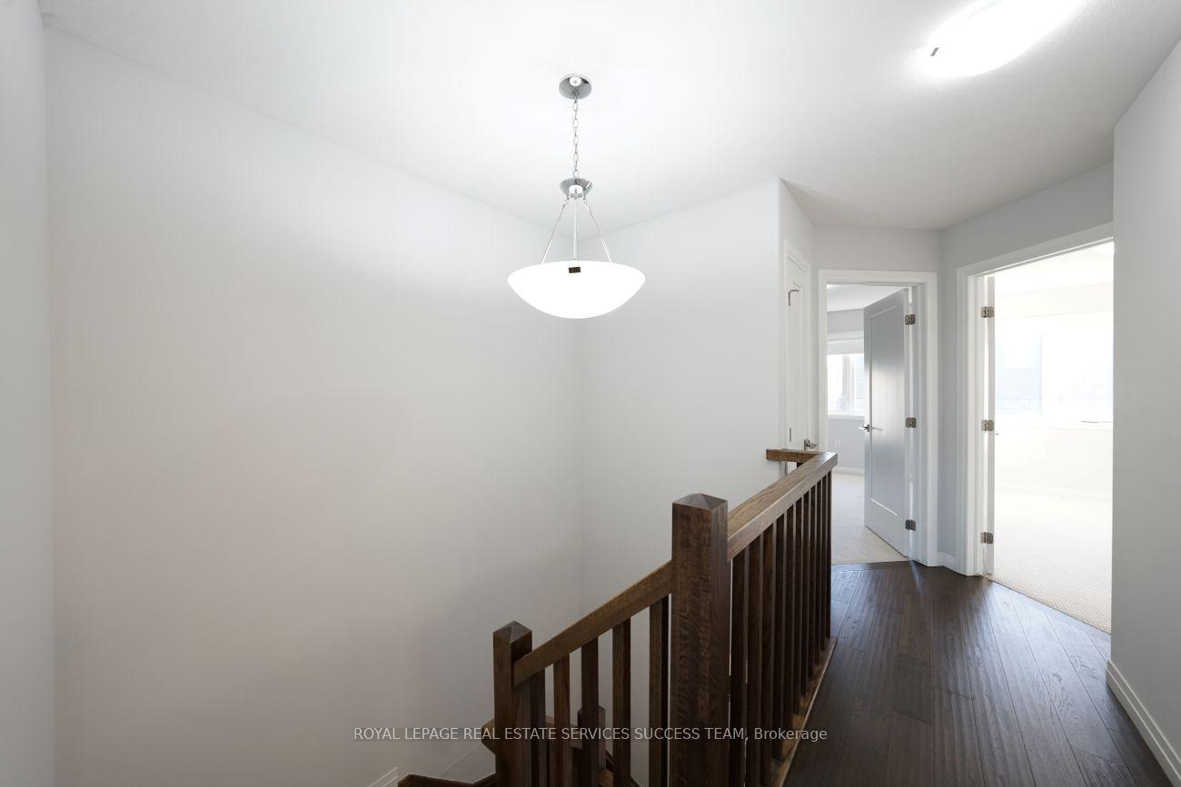 Photo 12 of 51 Soho Street, Hamilton, Stoney Creek — HOMEH