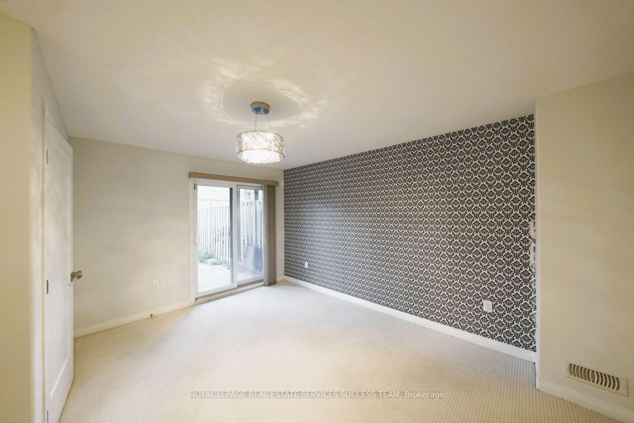 Photo 16 of 51 Soho Street, Hamilton, Stoney Creek — HOMEH