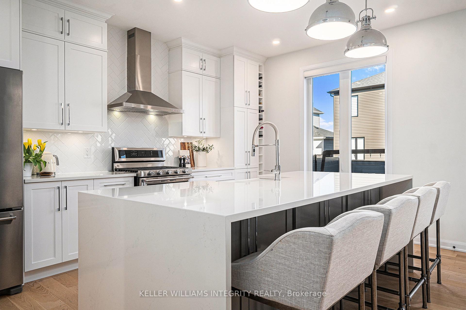 Photo 11 of 29 Conch Way, Ottawa, Mahogany Community — HOMEH