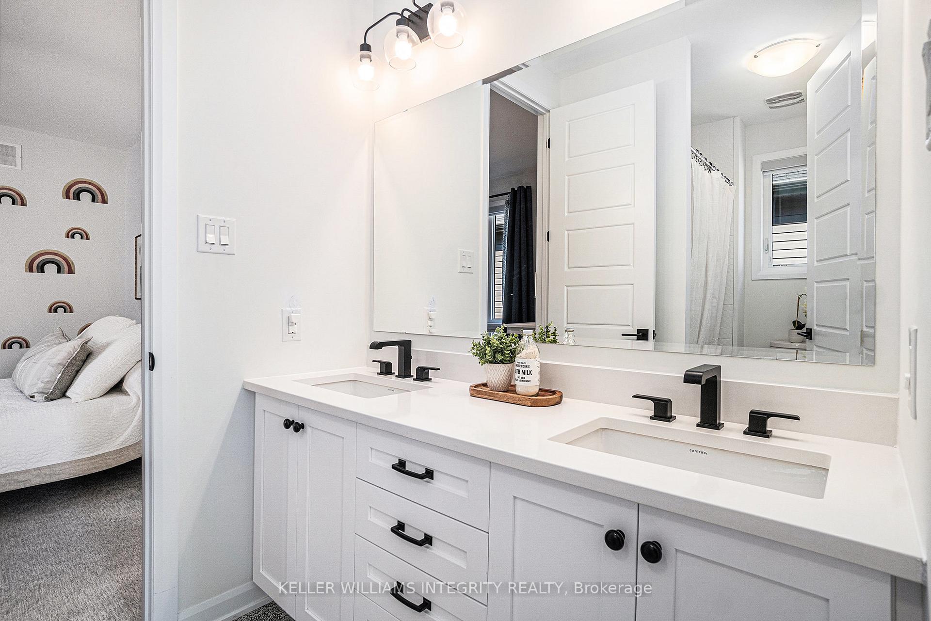 Photo 23 of 29 Conch Way, Ottawa, Mahogany Community — HOMEH