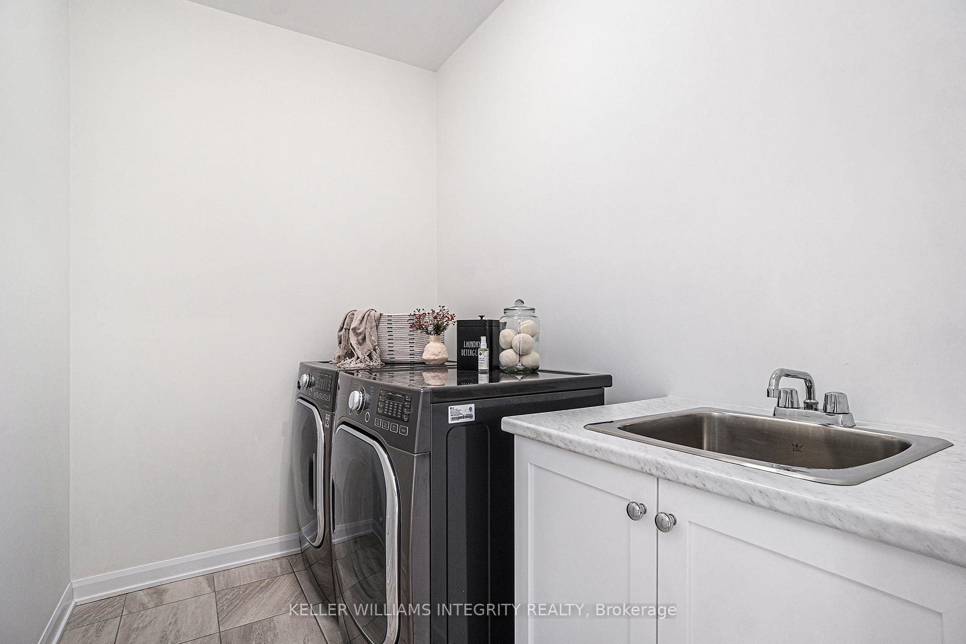 Photo 27 of 29 Conch Way, Ottawa, Mahogany Community — HOMEH