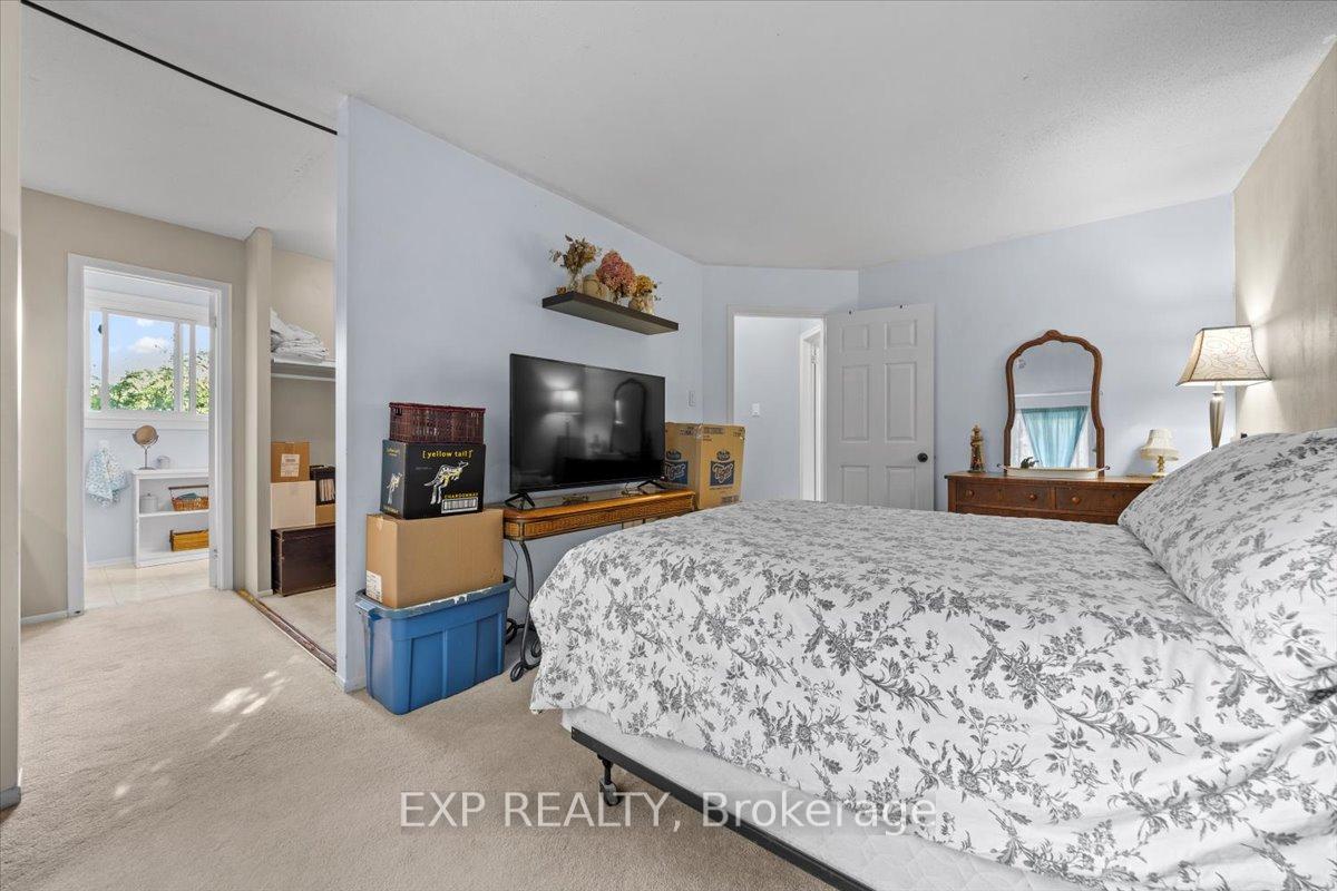 Photo 21 of 73 Stable Way, Ottawa, Kanata - Bridlewood — HOMEH