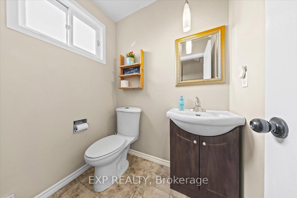 Photo 22 of 73 Stable Way, Ottawa, Kanata - Bridlewood — HOMEH