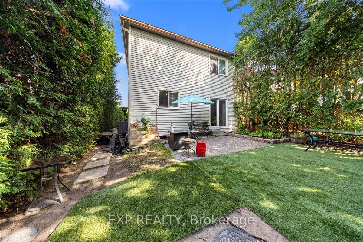 Photo 31 of 73 Stable Way, Ottawa, Kanata - Bridlewood — HOMEH