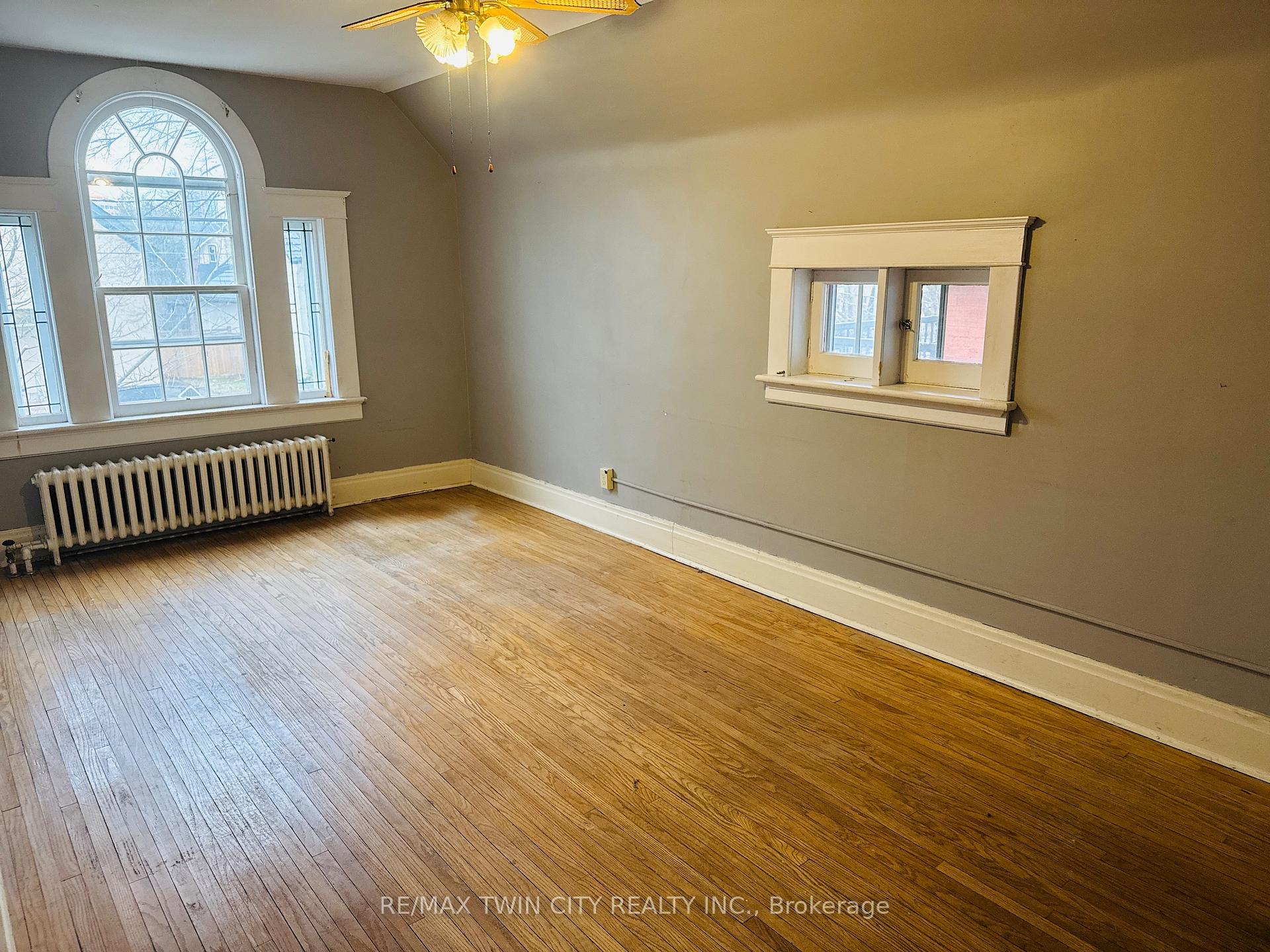 Photo 7 of 32 Simeon Street, Kitchener, Central Frederick — HOMEH