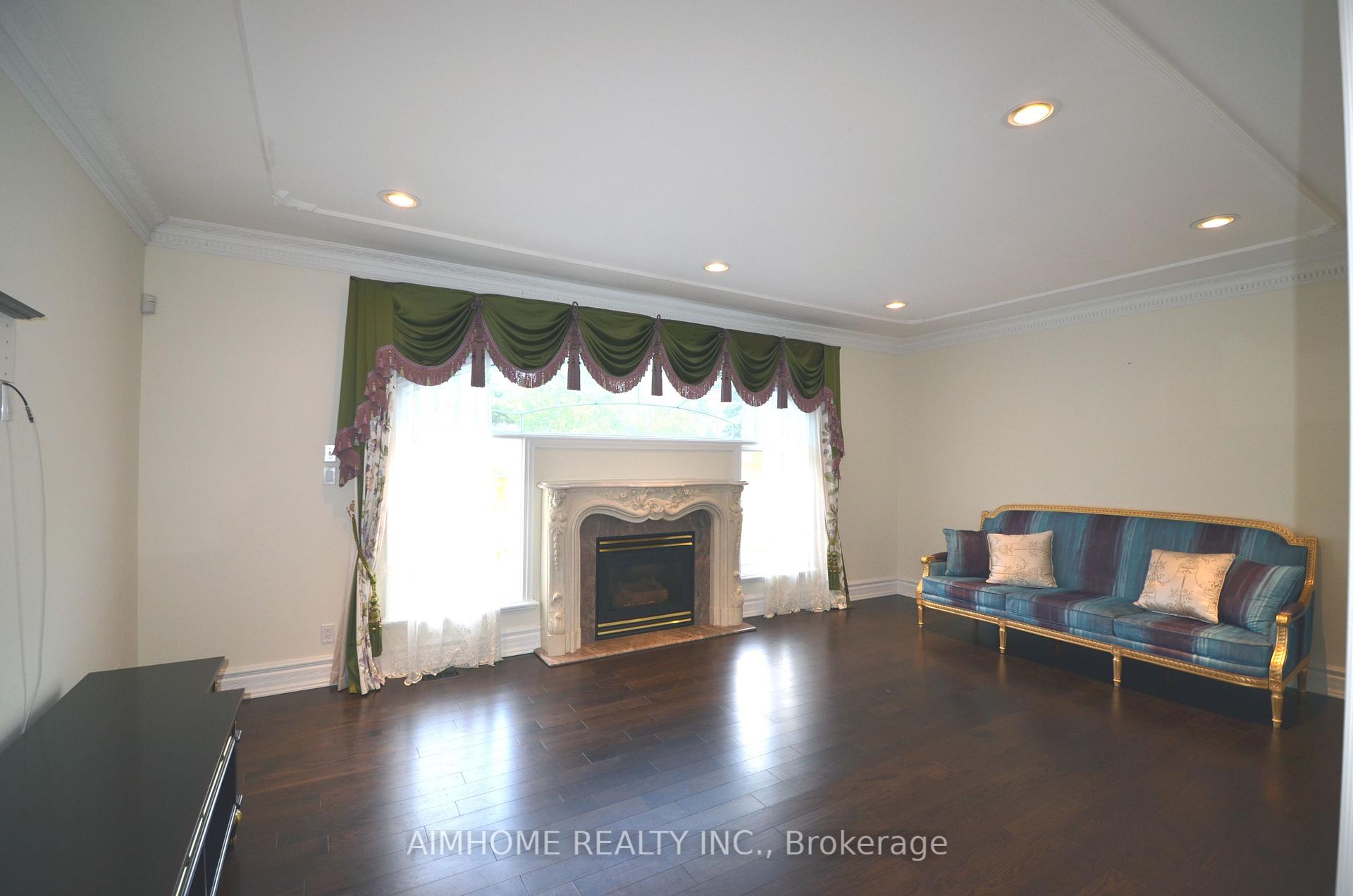 Photo 17 of 6 Chiavatti Drive, Markham, Milliken Mills East — HOMEH