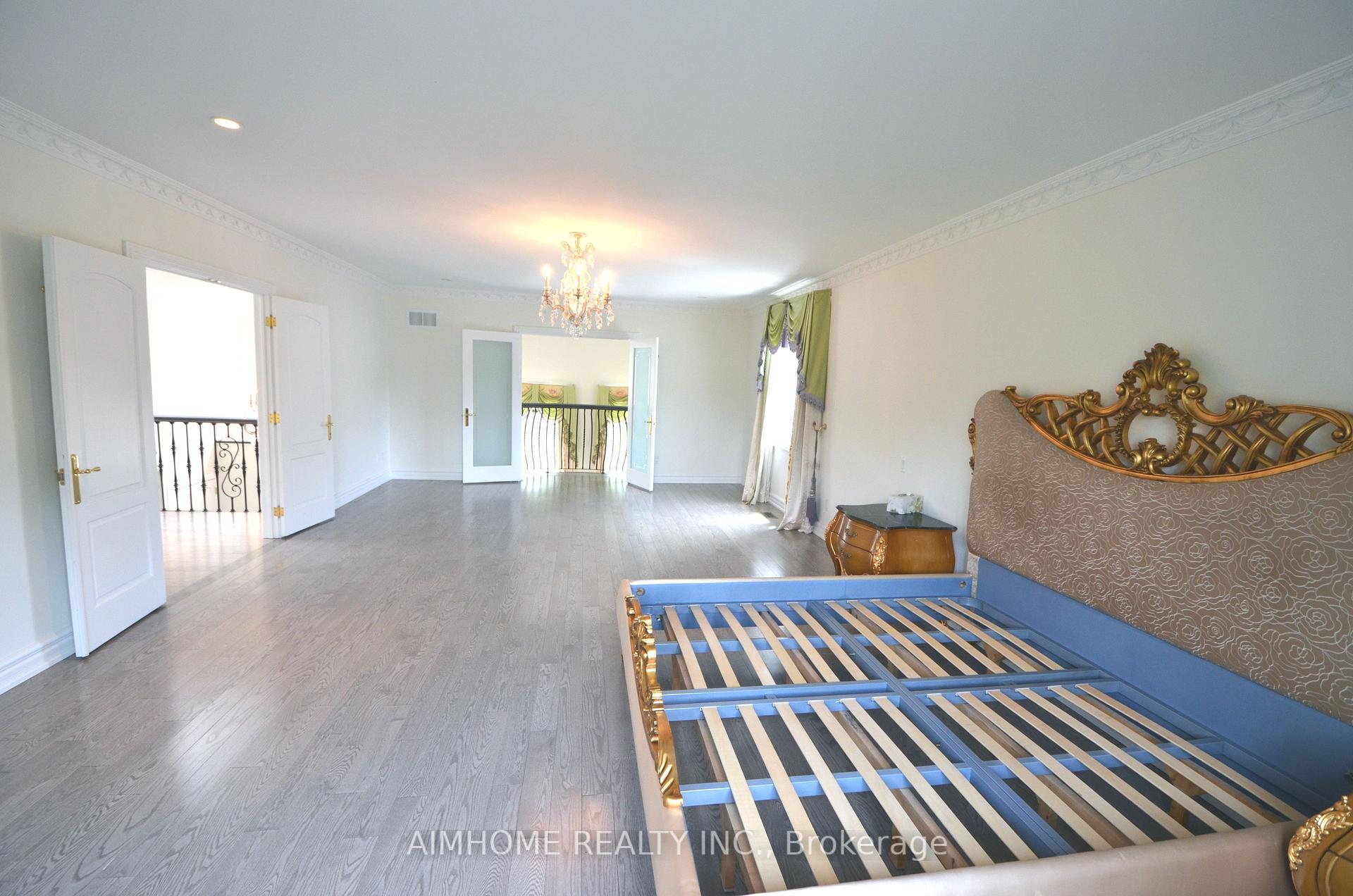 Photo 24 of 6 Chiavatti Drive, Markham, Milliken Mills East — HOMEH