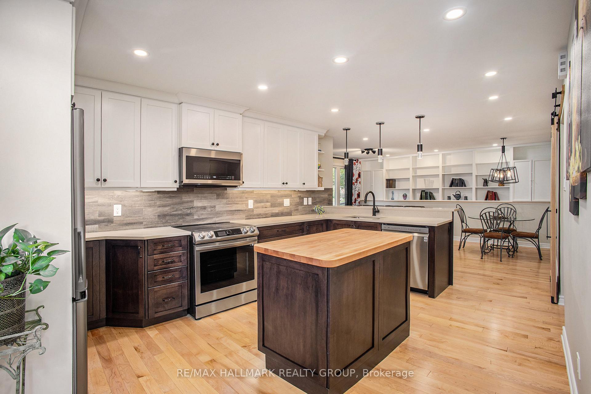 Photo 8 of 199 Old Colony Road, Ottawa, Kanata - Glencairn/Hazeldean — HOMEH