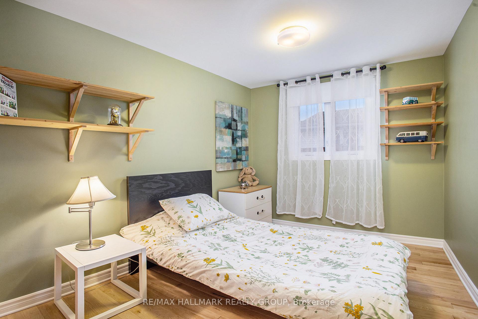 Photo 10 of 199 Old Colony Road, Ottawa, Kanata - Glencairn/Hazeldean — HOMEH