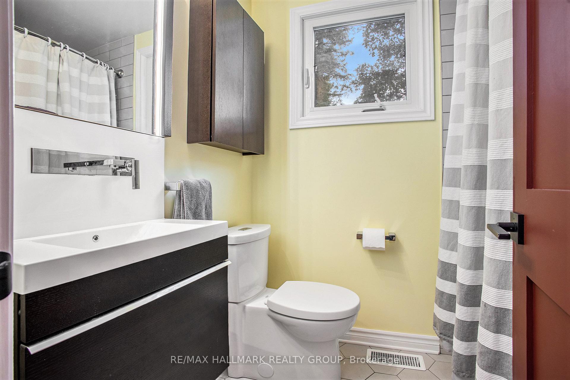 Photo 12 of 199 Old Colony Road, Ottawa, Kanata - Glencairn/Hazeldean — HOMEH