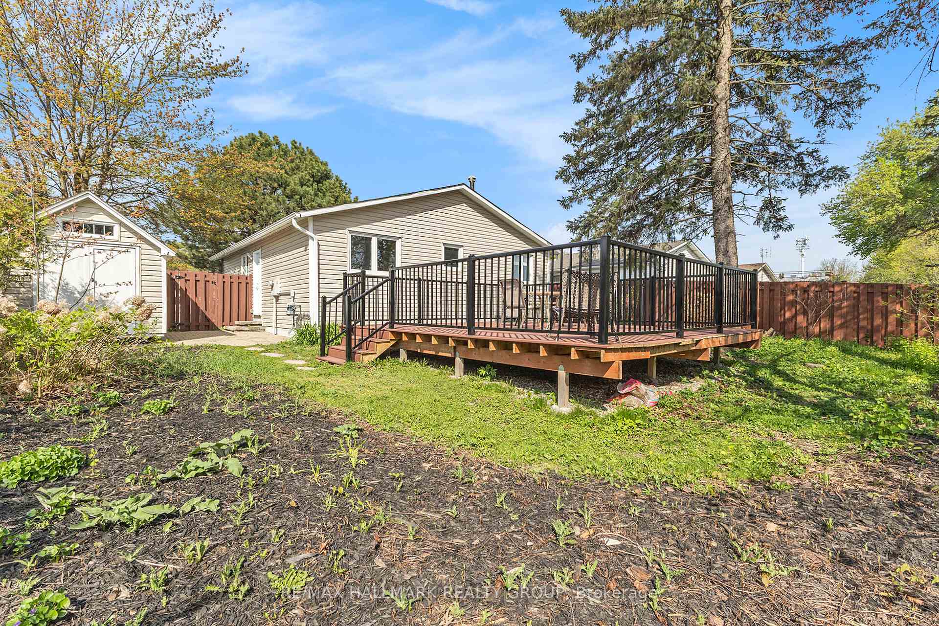 Photo 19 of 199 Old Colony Road, Ottawa, Kanata - Glencairn/Hazeldean — HOMEH