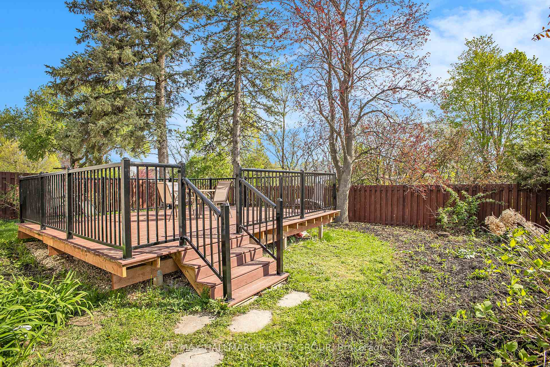 Photo 20 of 199 Old Colony Road, Ottawa, Kanata - Glencairn/Hazeldean — HOMEH