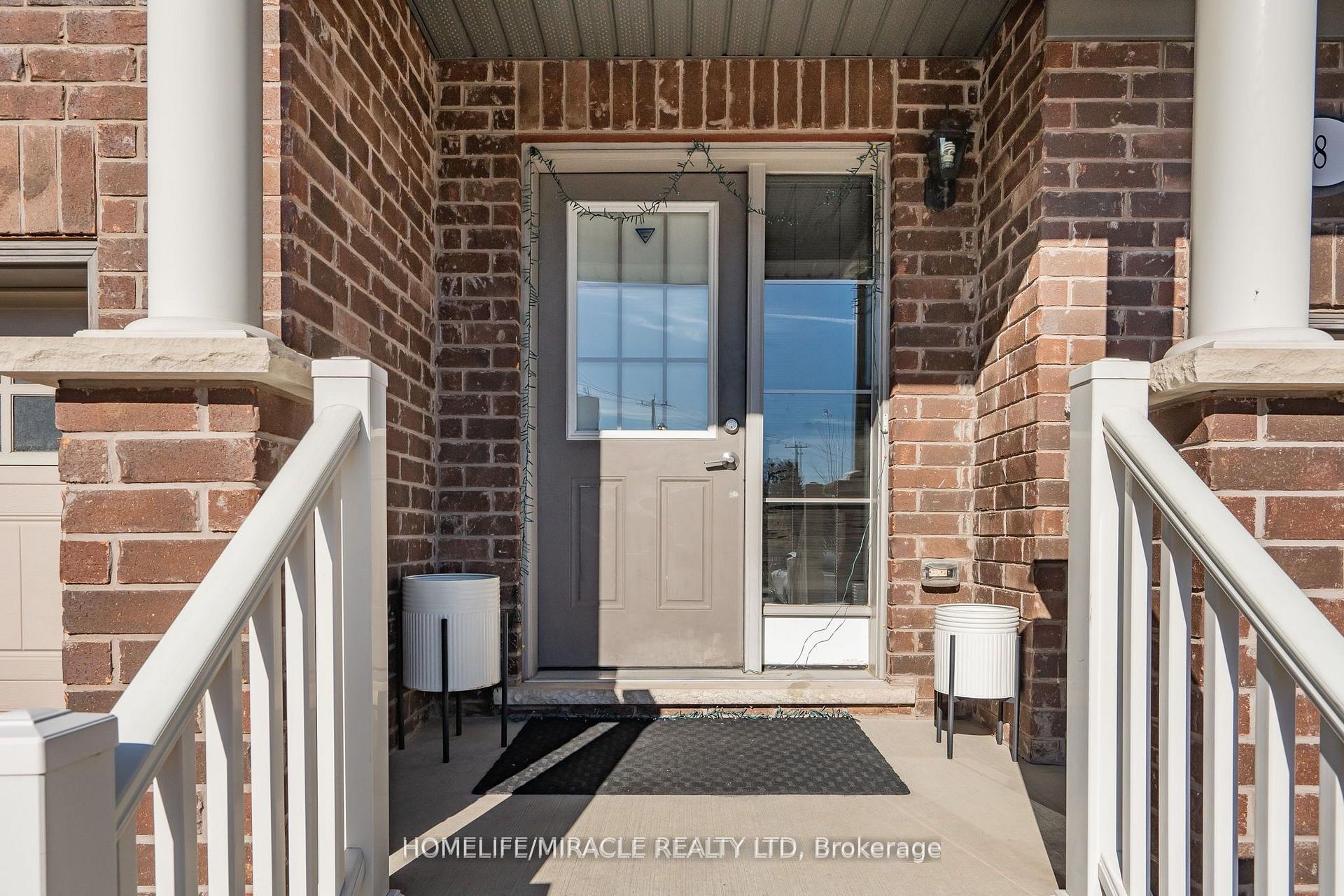 Photo 3 of Unit 8, 701 Homer Watson Boulevard, Kitchener — HOMEH