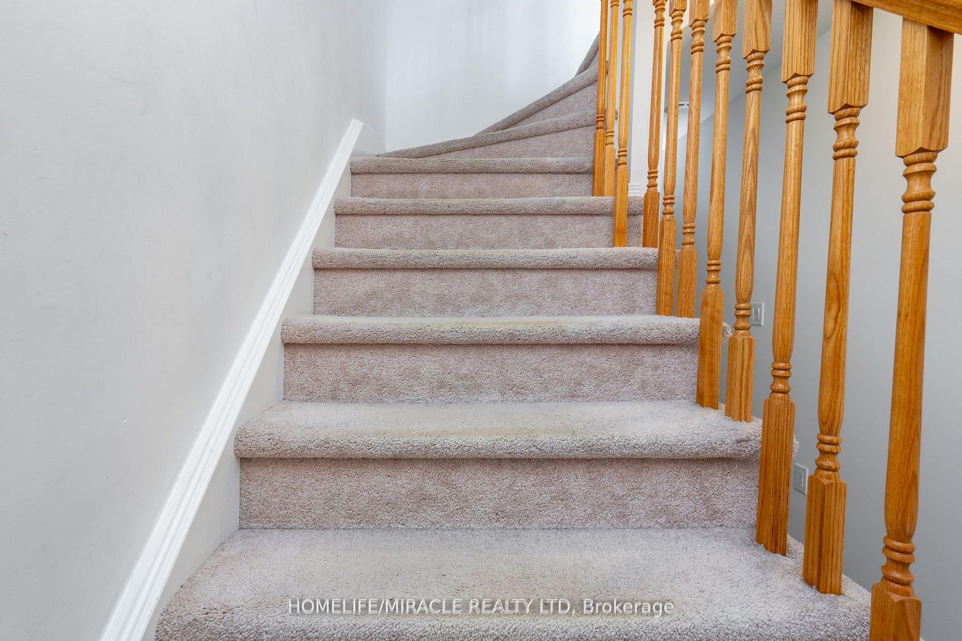 Photo 10 of Unit 8, 701 Homer Watson Boulevard, Kitchener — HOMEH