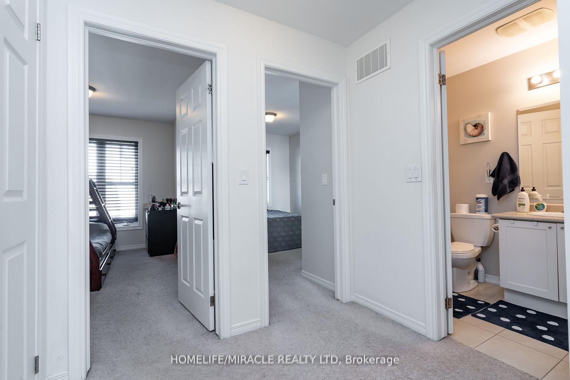 Photo 19 of Unit 8, 701 Homer Watson Boulevard, Kitchener — HOMEH