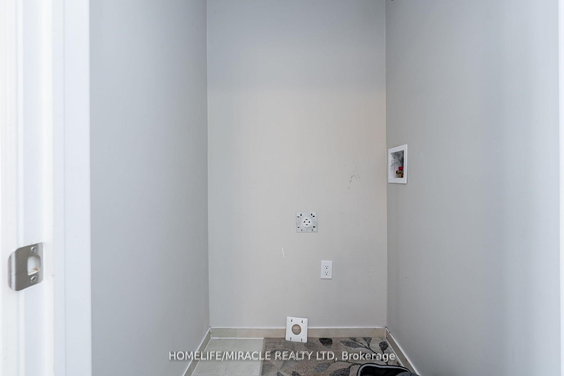 Photo 26 of Unit 8, 701 Homer Watson Boulevard, Kitchener — HOMEH