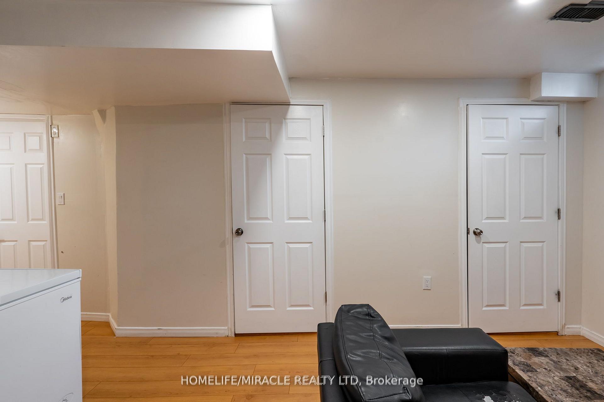 Photo 36 of Unit 8, 701 Homer Watson Boulevard, Kitchener — HOMEH