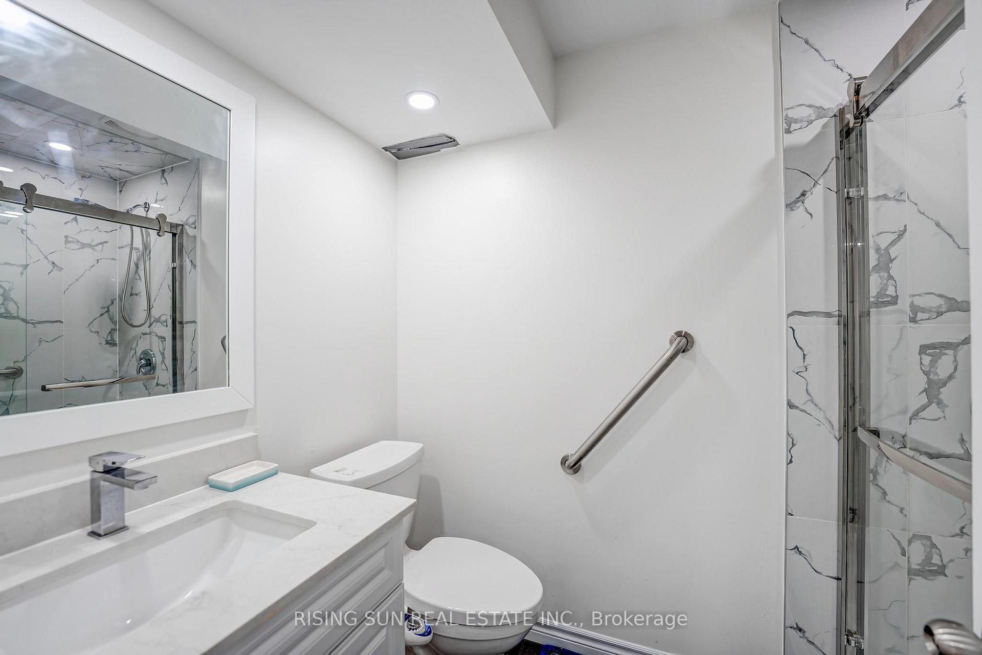 Photo 19 of 74 Dodman Crescent, Hamilton, Ancaster — HOMEH