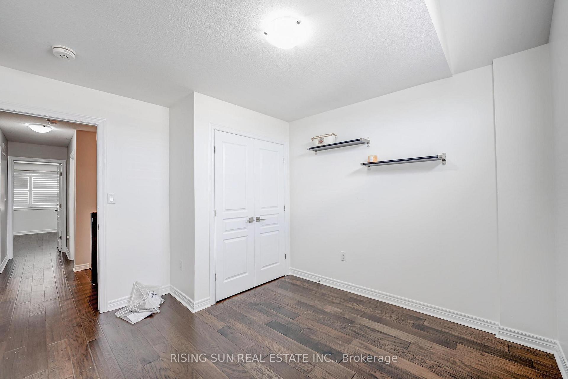 Photo 28 of 74 Dodman Crescent, Hamilton, Ancaster — HOMEH
